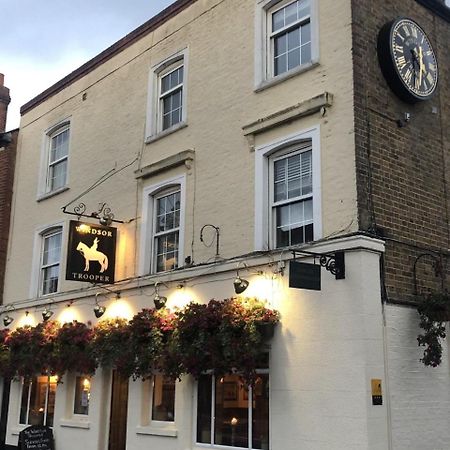 The Windsor Trooper Pub & Inn Екстер'єр фото